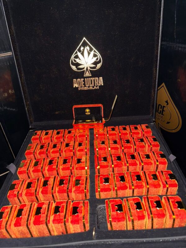 Ace Ultra Premium Black Box